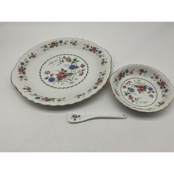 Andrea by Sadek 3 Piece "Garden of India" Scalloped Platter Dip Bowl and Spoon - Picture 11 of 16